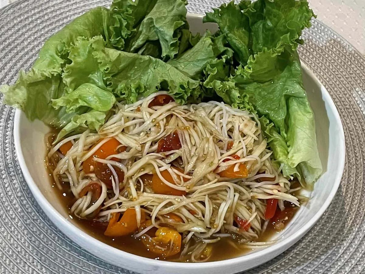 Papaya salad